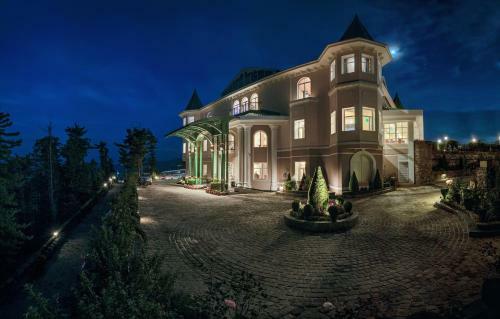 Hotel Pristine Peaks Naldehra