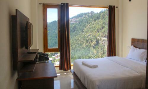 Hotel The Pine Residency