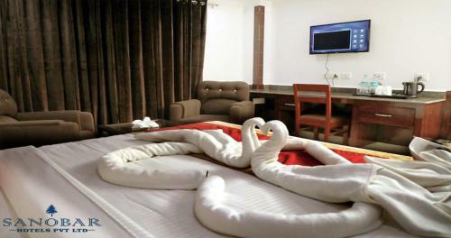 Hotel Sanobar The Grand White