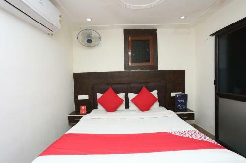 Oyo 26771 Hotel Lotus Inn