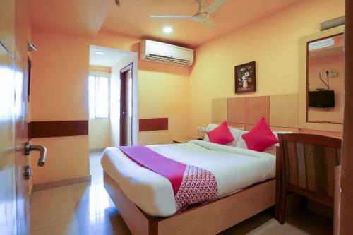 Hotel Oyo 48723 Shanthaa Residency Lodge