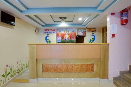 Hotel Oyo 48723 Shanthaa Residency Lodge