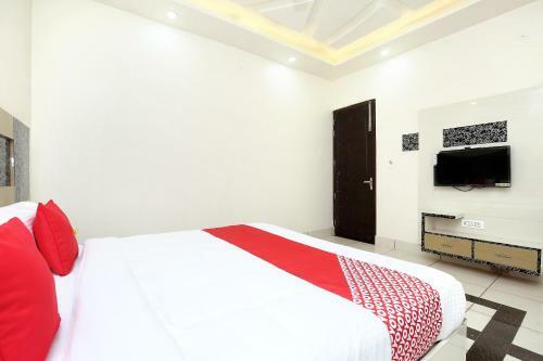 Oyo 35464 Hotel Ls