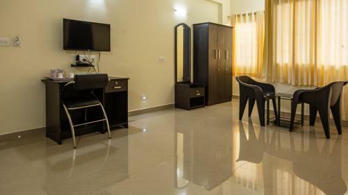 Hotel Woodside Residency