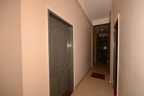 Oyo 28735 Hotel Gateway Tezpur