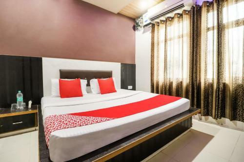 Oyo 48233 Hotel Seven Seas