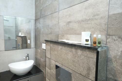 Hotel Aalia Residency