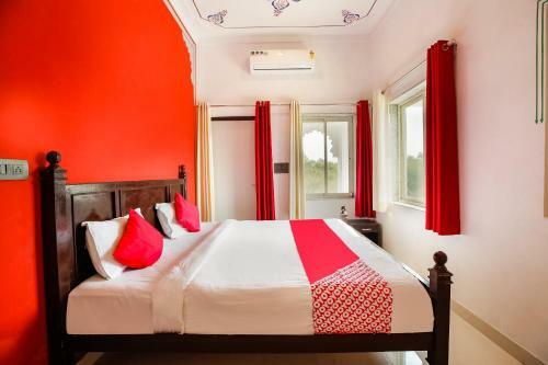 Oyo 65920 Hotel Shree Daulatgarh