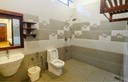 Hotel Kalpavanam Heritage Resort