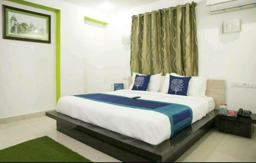 Hotel Gr Residency