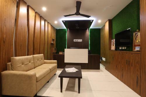 Hotel Lgp Residency