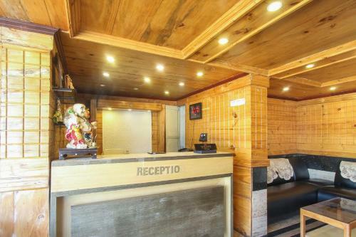 Hostal Oyo 80097 Shiva Shanthi Inn