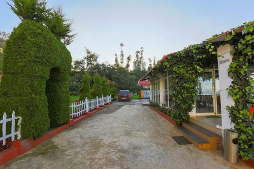 Hostal Oyo Home 30447 Valley View Studio Adasholai
