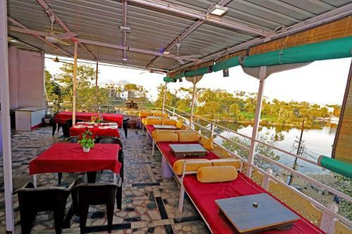Hotel Rang Sagar Haveli
