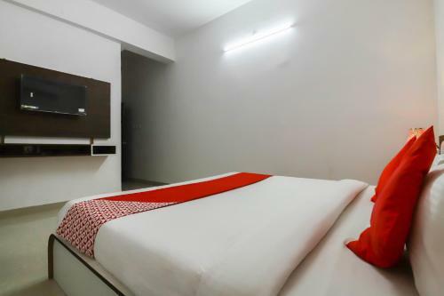 Oyo 62422 Hotel Kriti Palace
