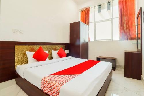 Hotel Oyo 69115 Subham Residency