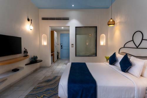 Hotel Ramee Royal Resorts & Spa Udaipur