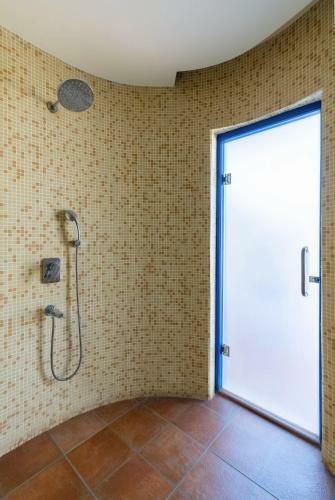 Hotel Ramee Royal Resorts & Spa Udaipur