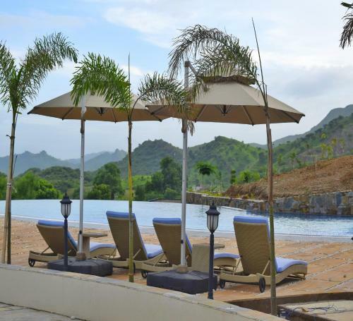 Hotel Ramee Royal Resorts & Spa Udaipur