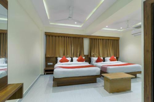 Oyo 41858 Hotel Rose Gold