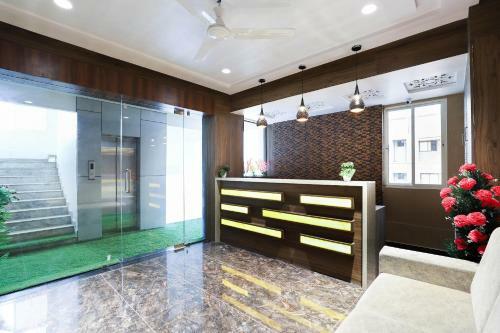 Oyo 41858 Hotel Rose Gold