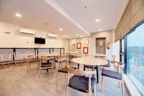 Oyo 77002 Hotel Royal Comfort