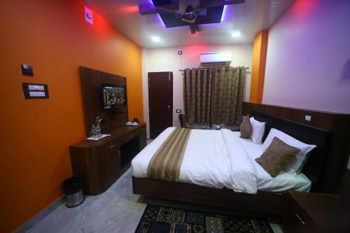 Hotel Aps Palace