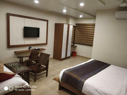 Hotel Aadesh Palace