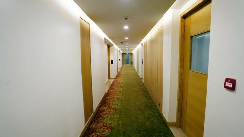 Hotel The Fern Residency Sarnath