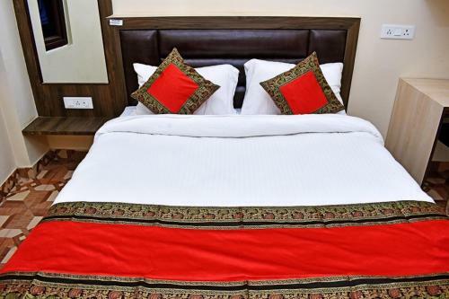 Hotel Kb Palace By Revepark