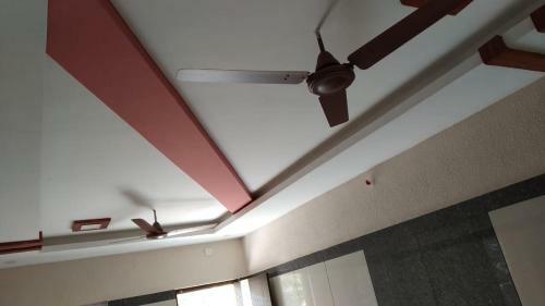 Bed & Breakfast Sar Raj S R Residency