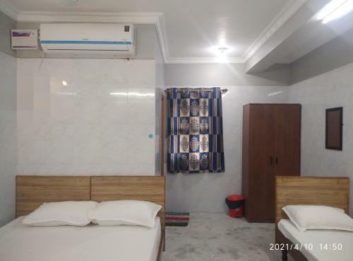 Hotel Srt Residency