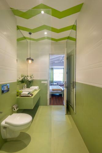 Santaa Teraa Apartments
