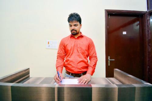Hotel Oyo 43320 Mannat Guest House