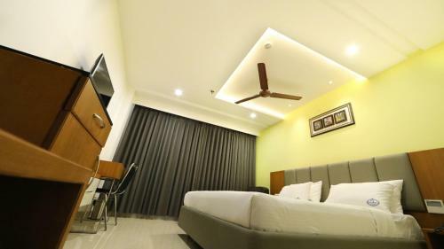 Hotel Sri Ram Grand