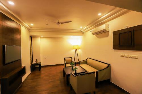 Hotel Clarks Inn Krishna Valley Resort
