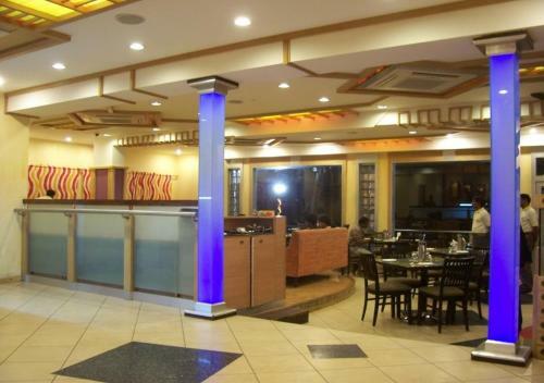 City Grand Hotel