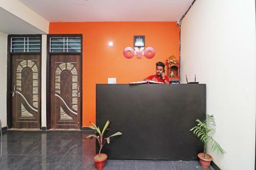 Oyo 28366 Hotel Green Apple