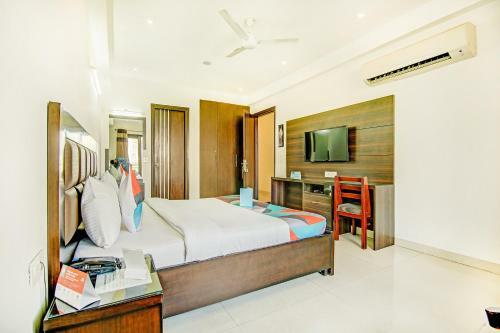 Hotel Fabexpress Hemkunt Residency Noida