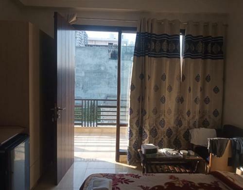 Hotel Sai Suites