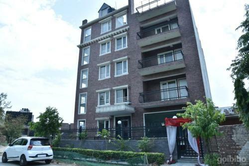 Casa Meera Hotel