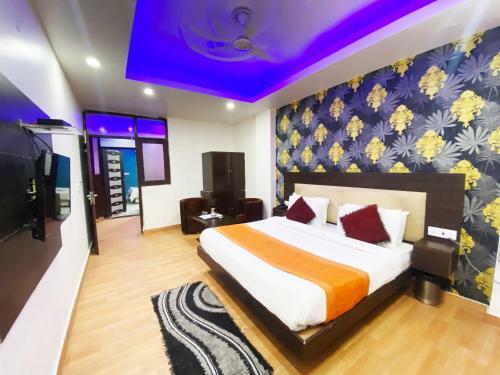 Hotel Noida Saffron