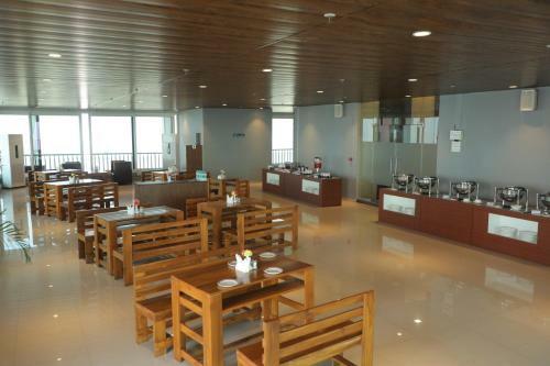Hotel Sky Suites By Monarch