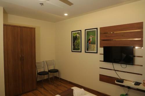 Hotel Sky Suites By Monarch