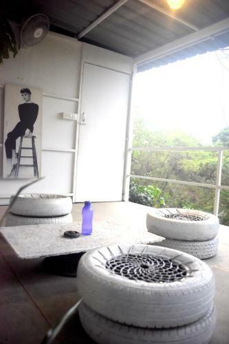 Hostal White Rooms By Greenspace