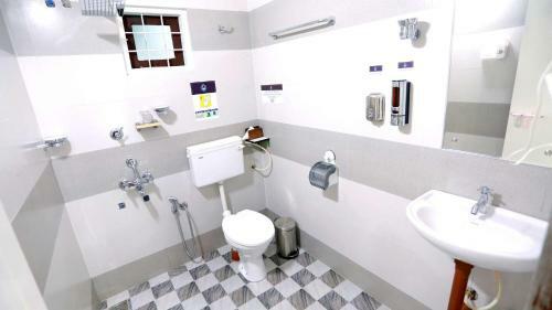 Base9 Airport Hotel