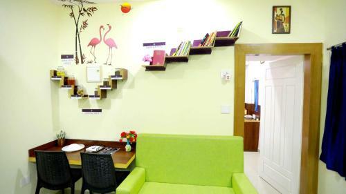 Base9 Airport Hotel