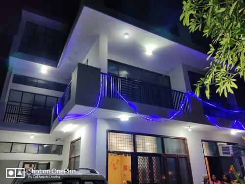 Hostal Ace Pari Guest House