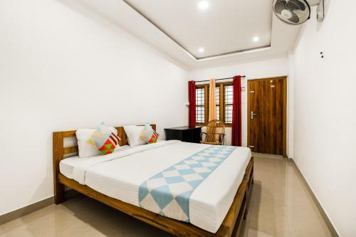 Hostal Oyo 78541 Mullaseriyil Home Stay