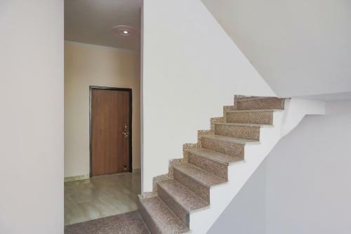 Hotel Oyo 78697 Stay Bird Inn